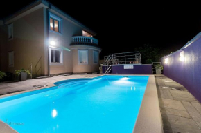 House Ceca